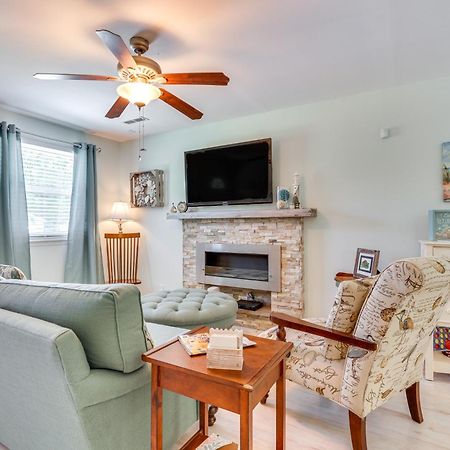 Cozy Goose Creek Escape With Patio And Grillヴィラ エクステリア 写真